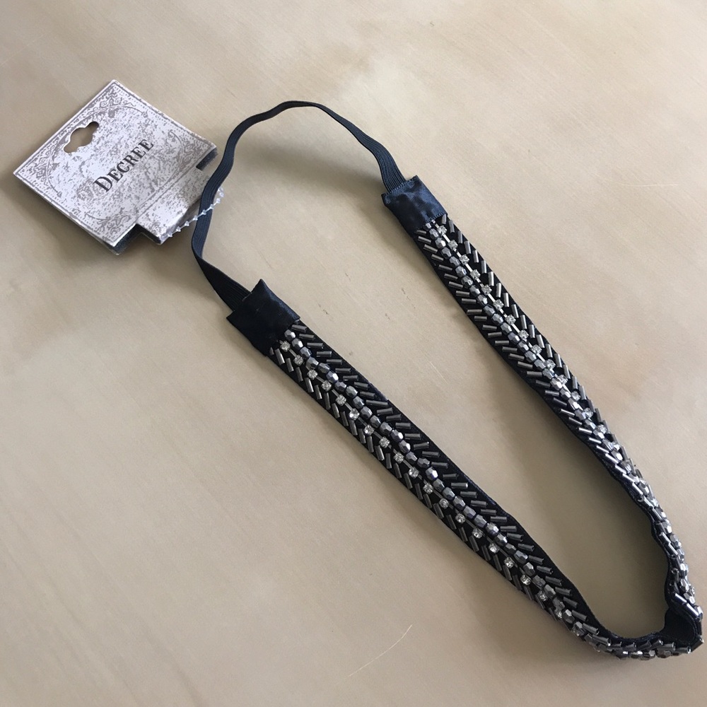 ✨BRAND NEW✨Decree - Black, Sparkle Beaded Headband