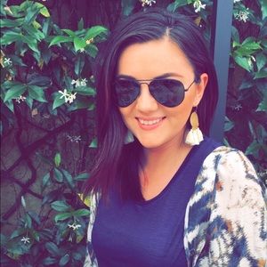 Meet your Posher, Lauren