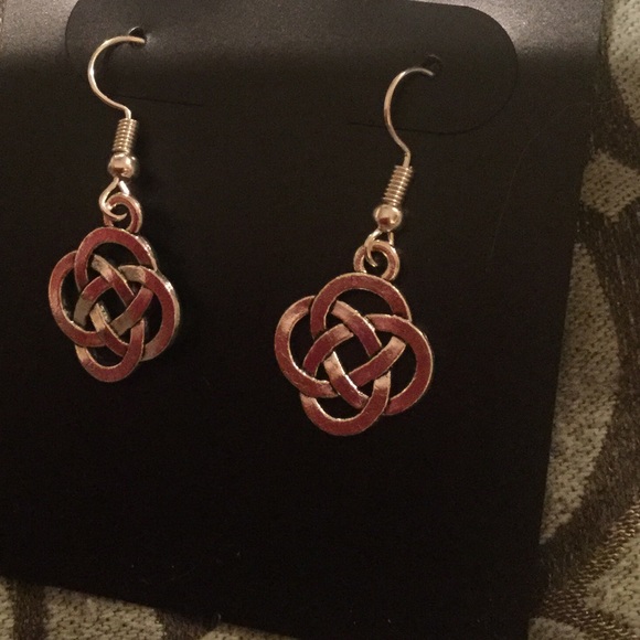 celtic knot tiny drops silver plated - Picture 3 of 4