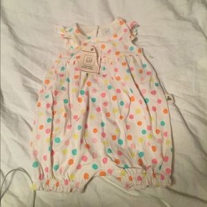 Baby gap girls organic cotton one piece brand new