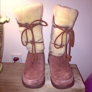 Mid calf Ugg shearling boots