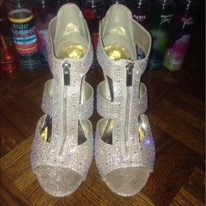 Sparkly Champaign colored heels! Super cute!