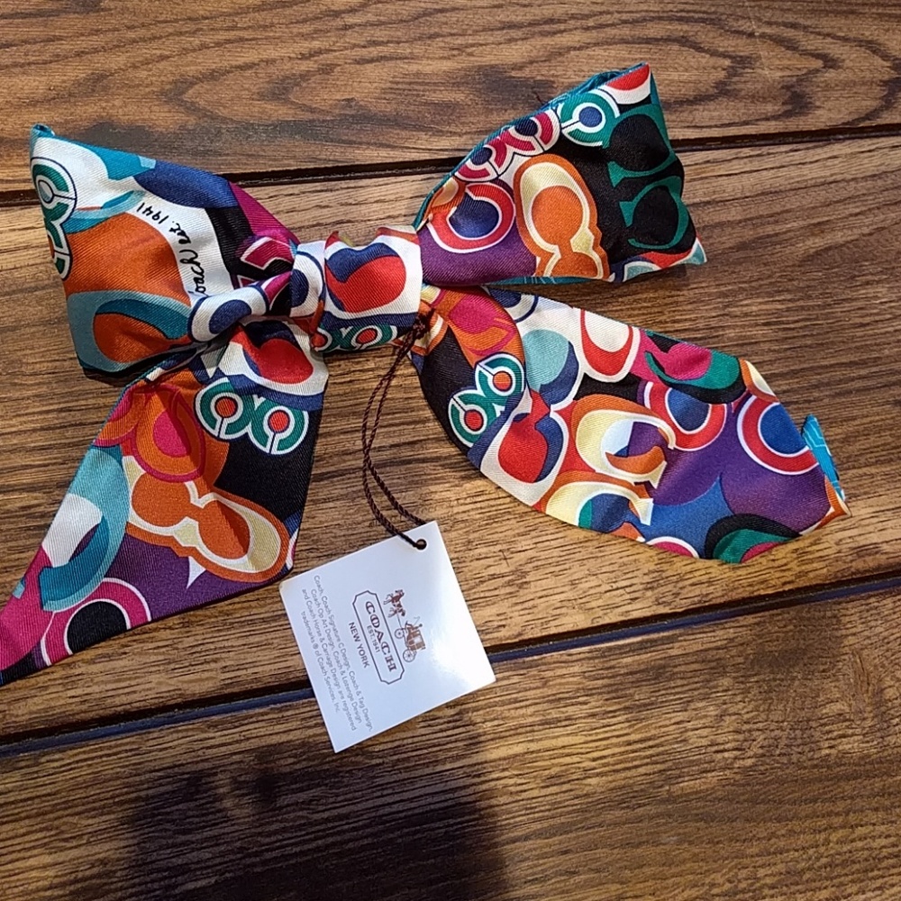 Authentic coach scarf
