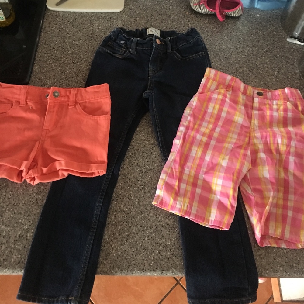 size 6 Kids Bottoms Bundle✨