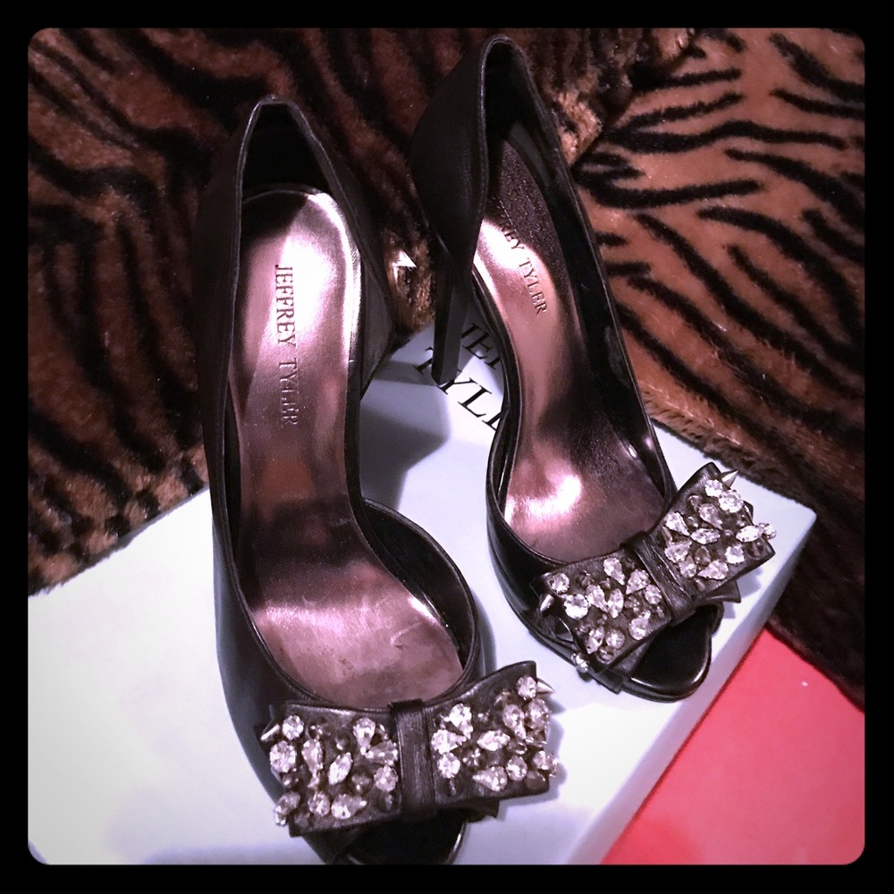 Jeffrey Tyler Peep Toe