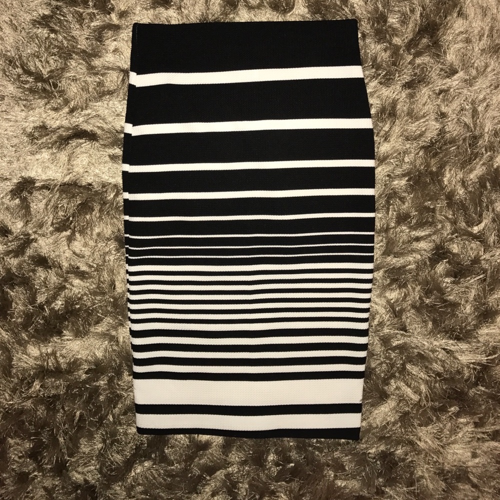 Bar lll Stripe Pencil Skirt