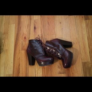 Wine Platform Rain Ankle Boots