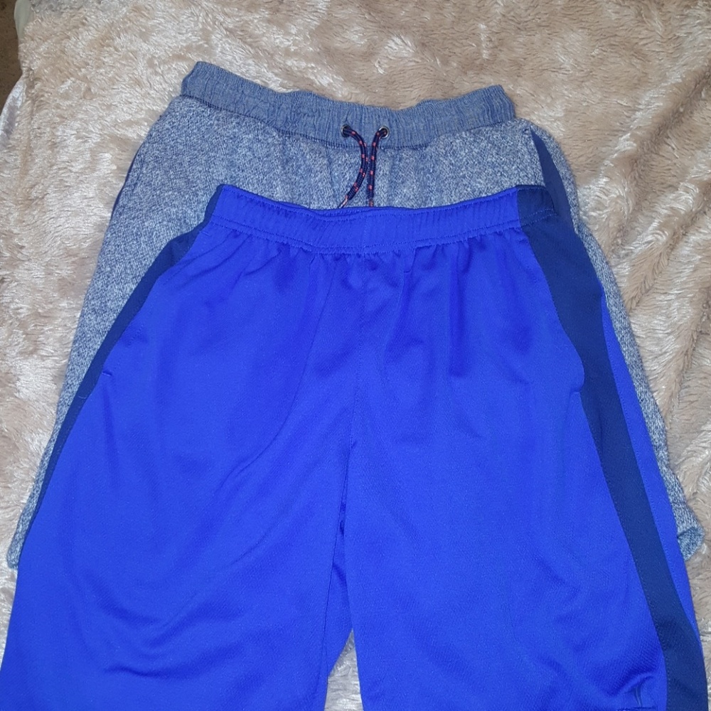 2 Boys shorts
