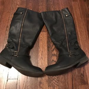 Payless wide with black boots. Size 10