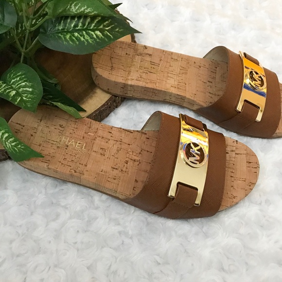 π°SOLDπ° NEW Michael Kors "Warren" Slide Sandals - Picture 3 of 4