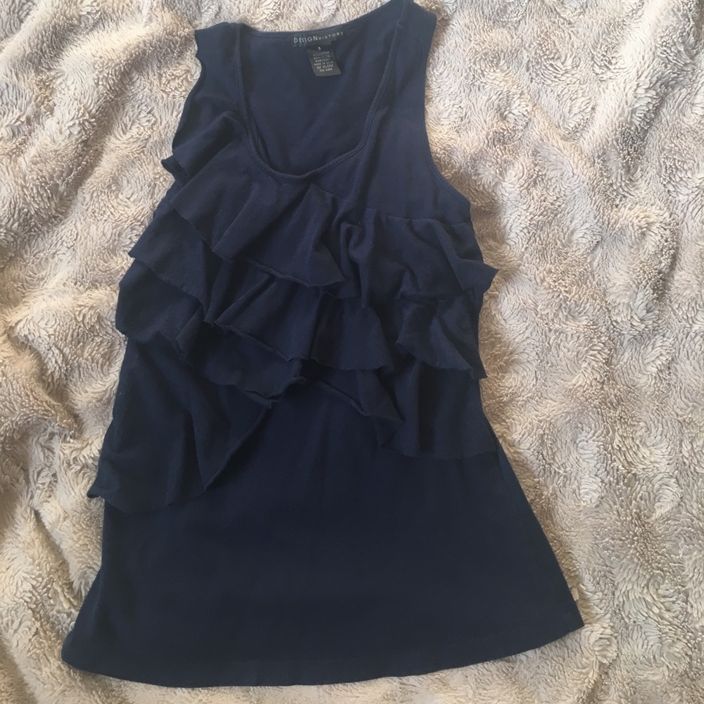 Tank top with ruffles.