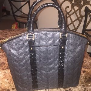 Low Ball Price Firm Black Quilted Duxbury Brahmin