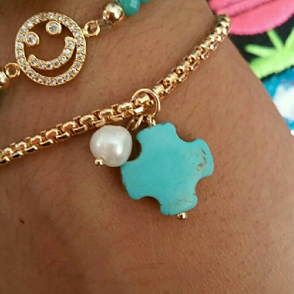 Dainty jewelry gold and turquoise bracelet - Picture 2 of 2