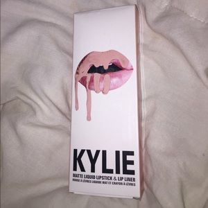 Kylie Lip Kit - Koko K 💄