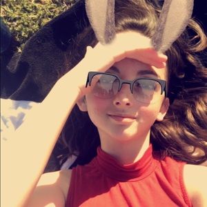 Meet your Posher, Gia