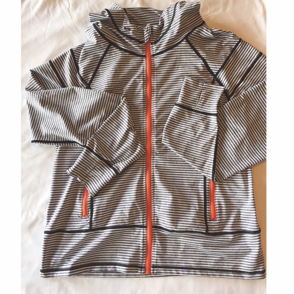 SALE 💋 Striped workout jacket
