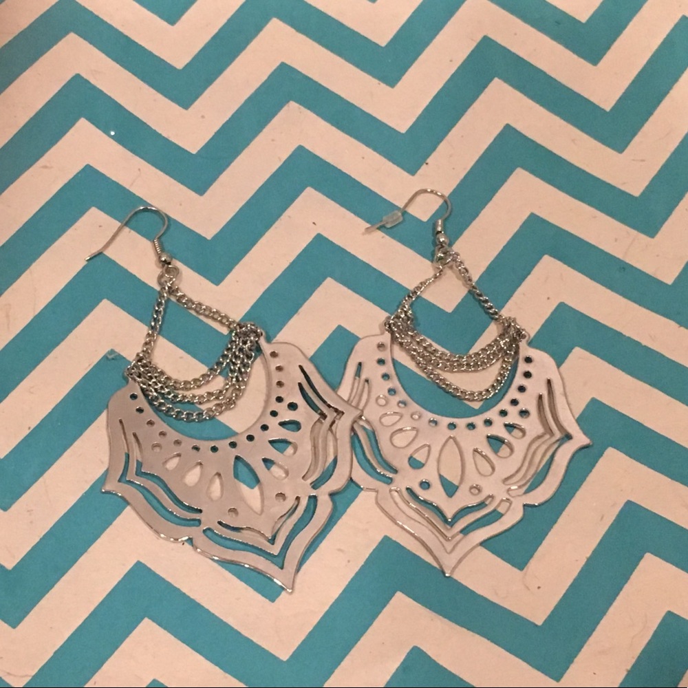 NWOT Fun Silver Chandelier Earrings