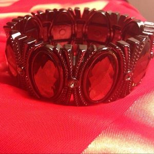 🔥 Lia Sophia bracelet - LOW price!