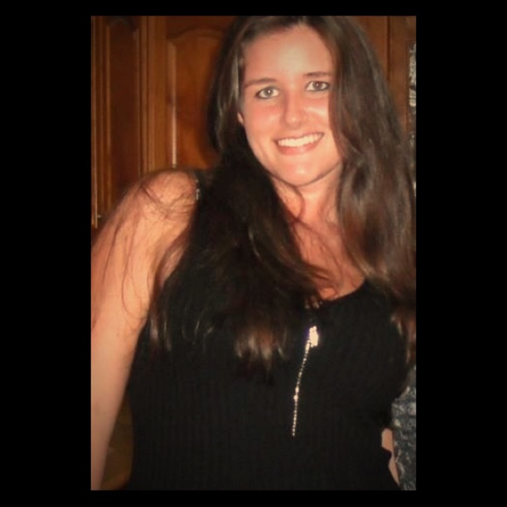 Meet your Posher, Alexis
