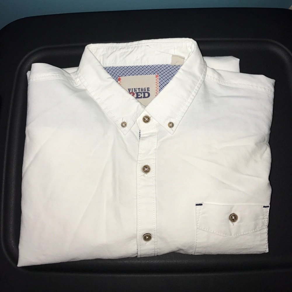 White button up mens dress shirt