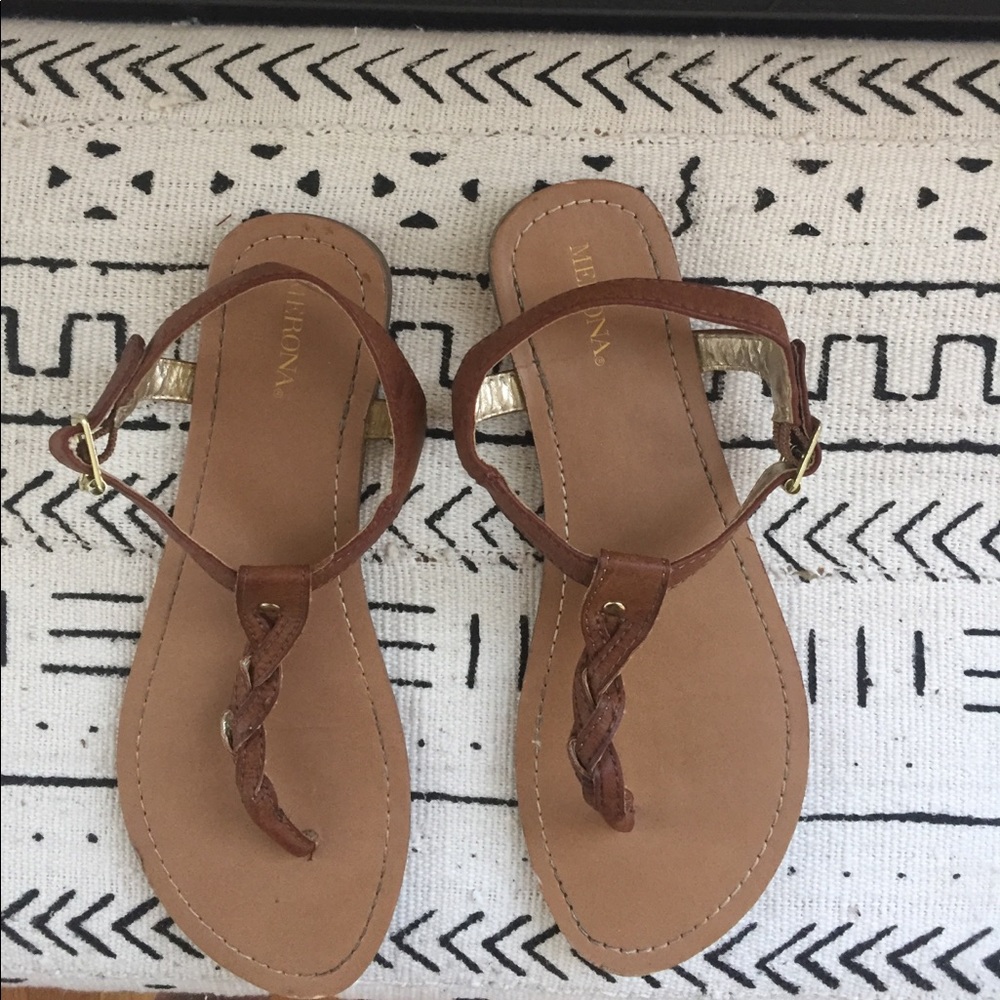 Summer sandals