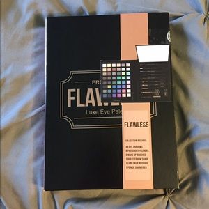 NIB Profusion Eye Palette NIB Profusion Eye Palette