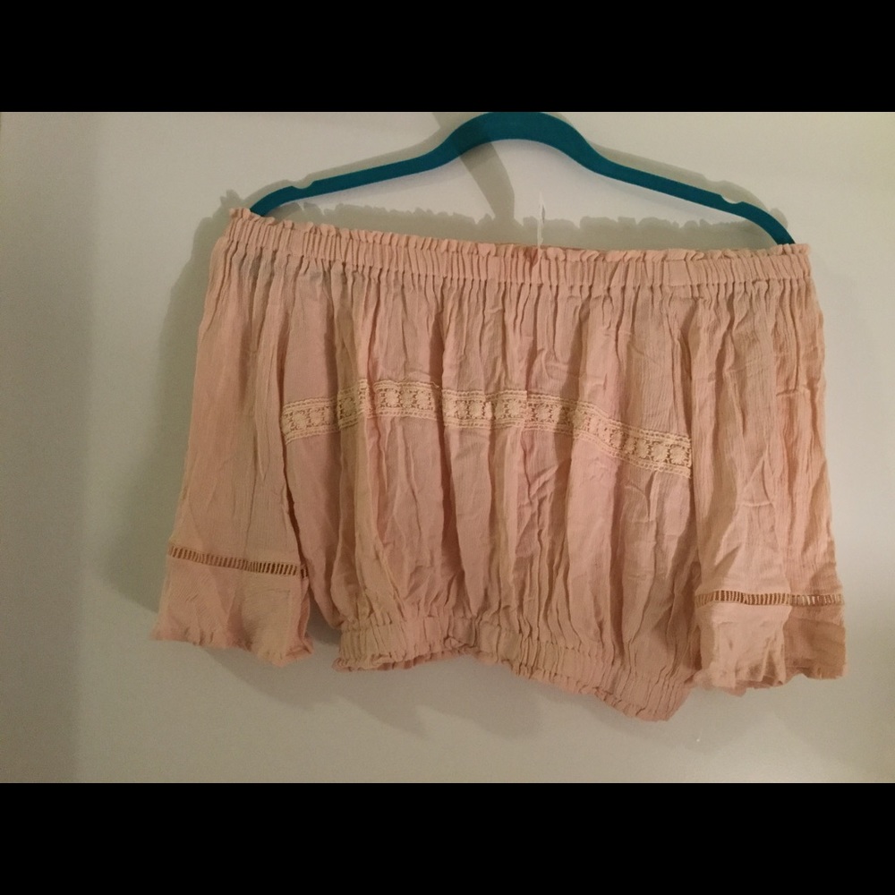 (NWT) Peach Crop top