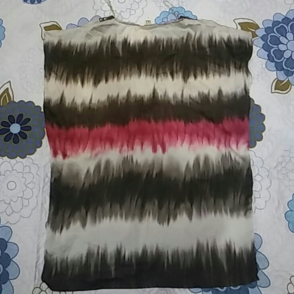 Blouse - Picture 2 of 4