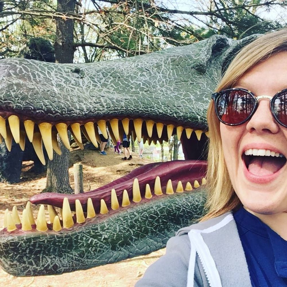 Meet your Posher, Crystal