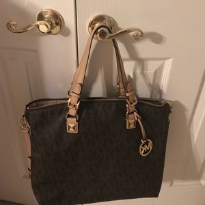 Michael Kors purse