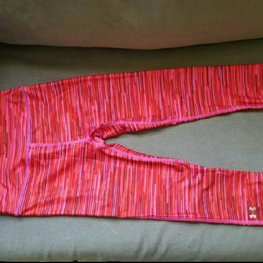 Under Armour compression capri leggings XS