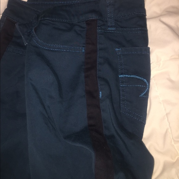 American Eagle Pants - Picture 2 of 3