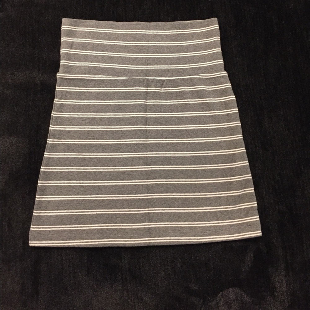 Gray & white double striped mini.