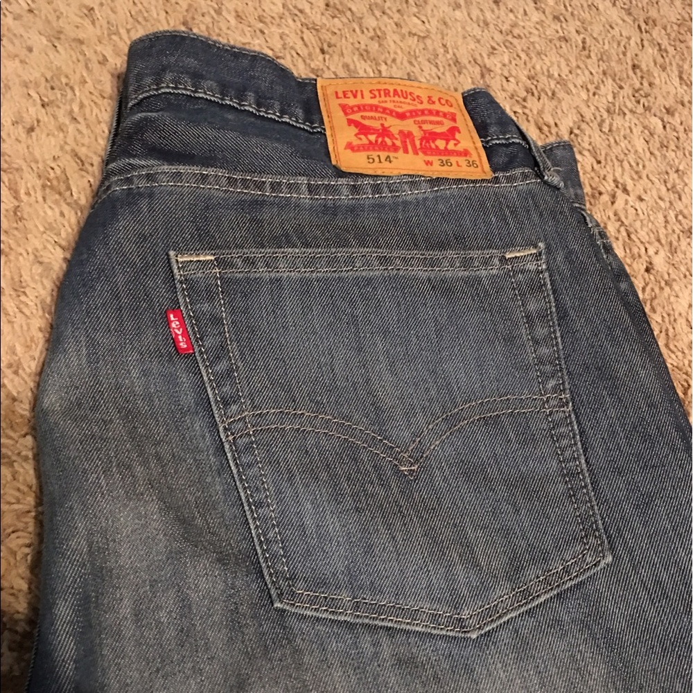 Men's Levi 514 36 x 36 Very Gently Used EUC