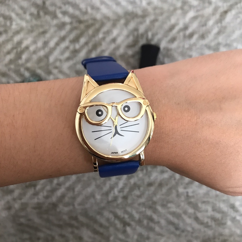 🍍Kitty Glasses Quartz Watch🍍 - Picture 4 of 6