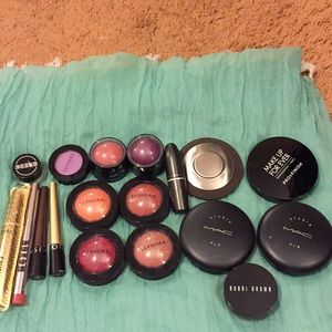 Bundle cosmetics