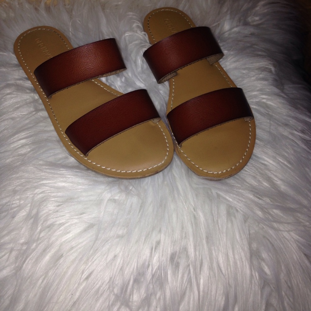 🌿DONATING SOON🌿 Boho slip-on!!