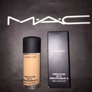 MAC studio fix foundation