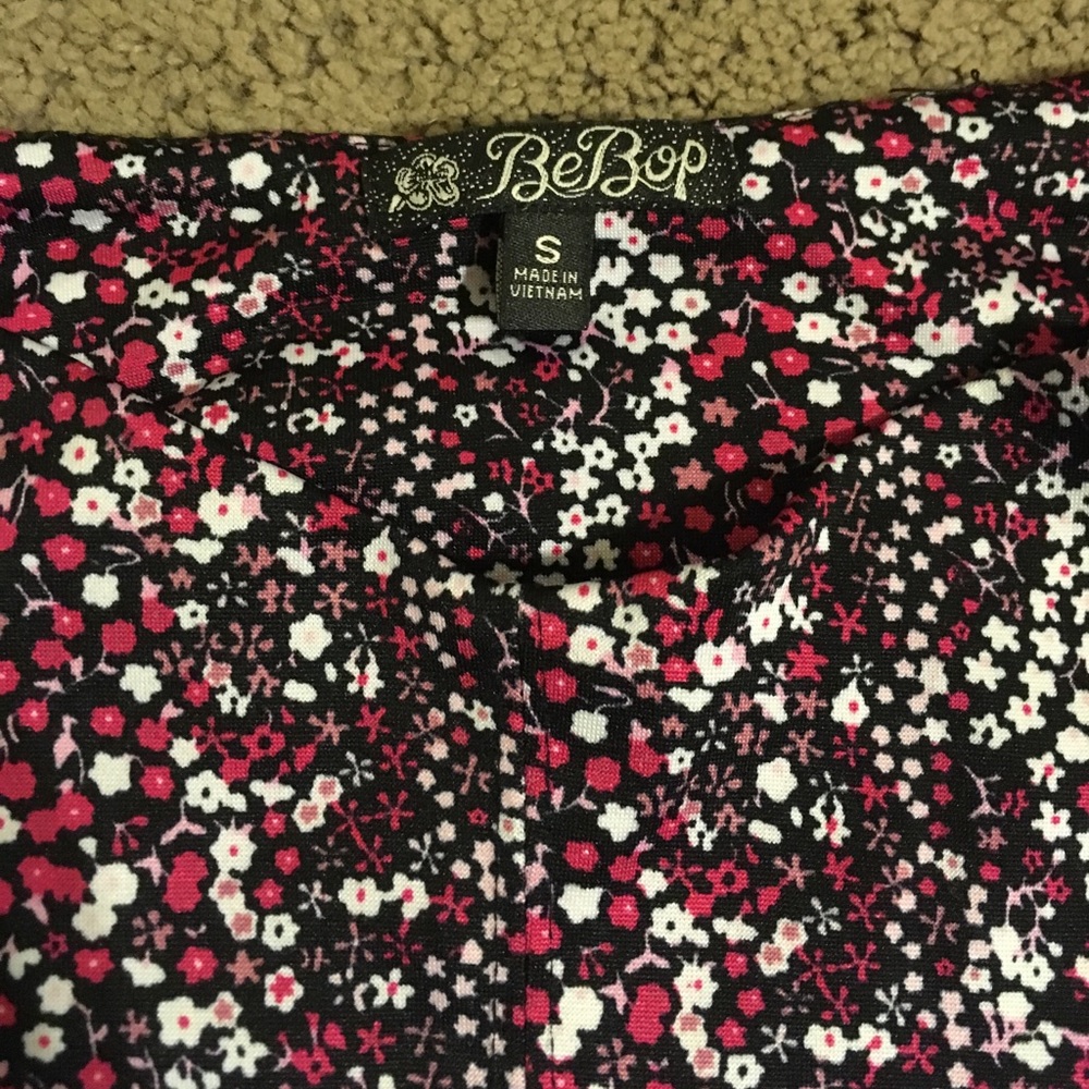 Perfect summer floral dress - Picture 2 of 5