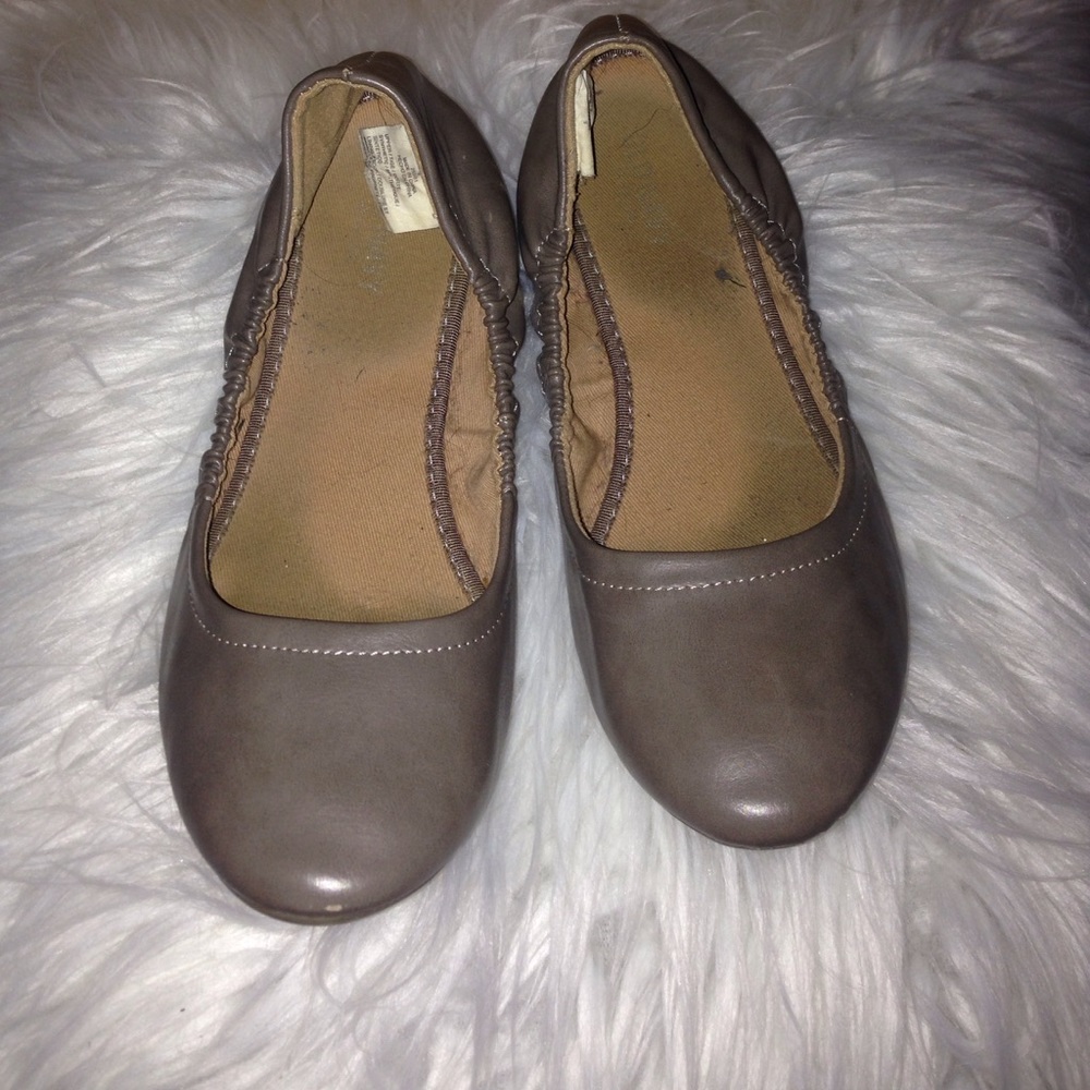 🌿DONATING SOON🌿Grey ballerina flats