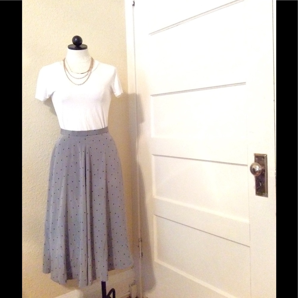 Gray & Black Polka Dot//Skirt