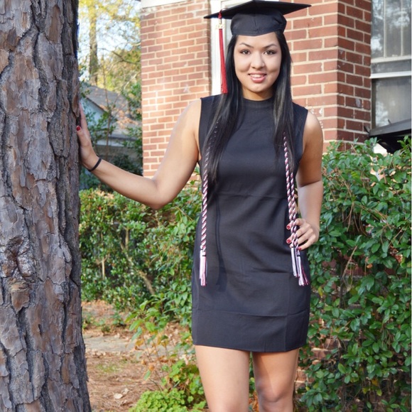 Tobi LBD with cutouts - Picture 4 of 5