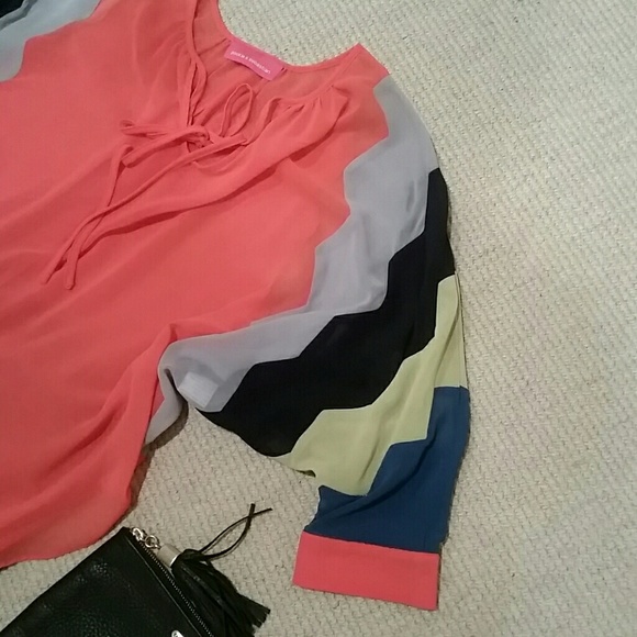 Pookie & Sebastian Sheer Blouse - Picture 4 of 5