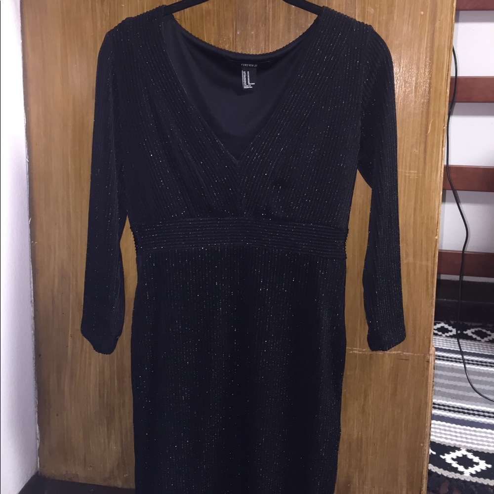Black sequin 3/4 sleeved bodycon dress