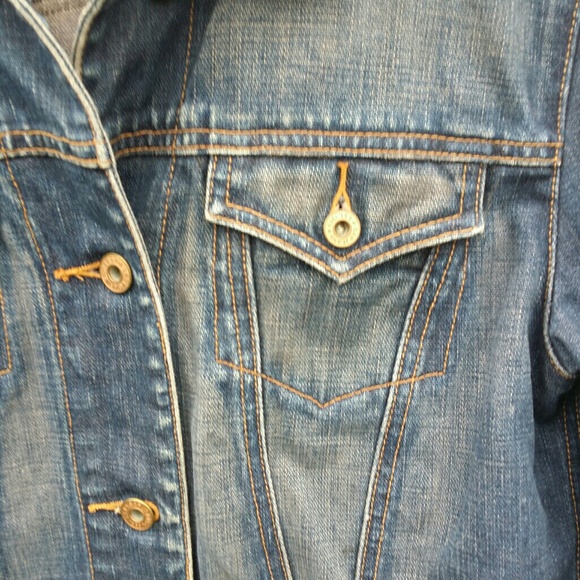 GAP distressed denim jacket - Picture 2 of 6
