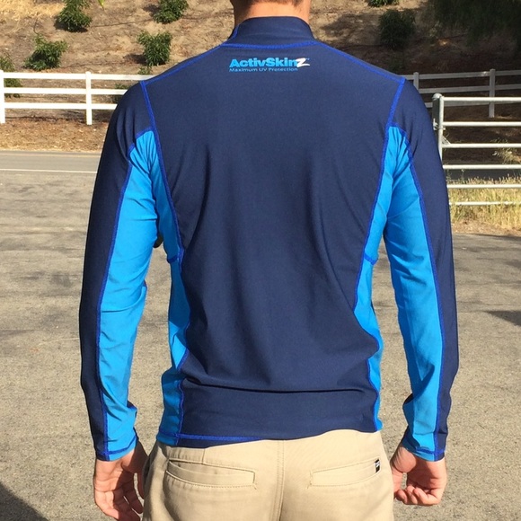 Unisex UPF50 Sun Protection Rash Guard - Picture 2 of 8