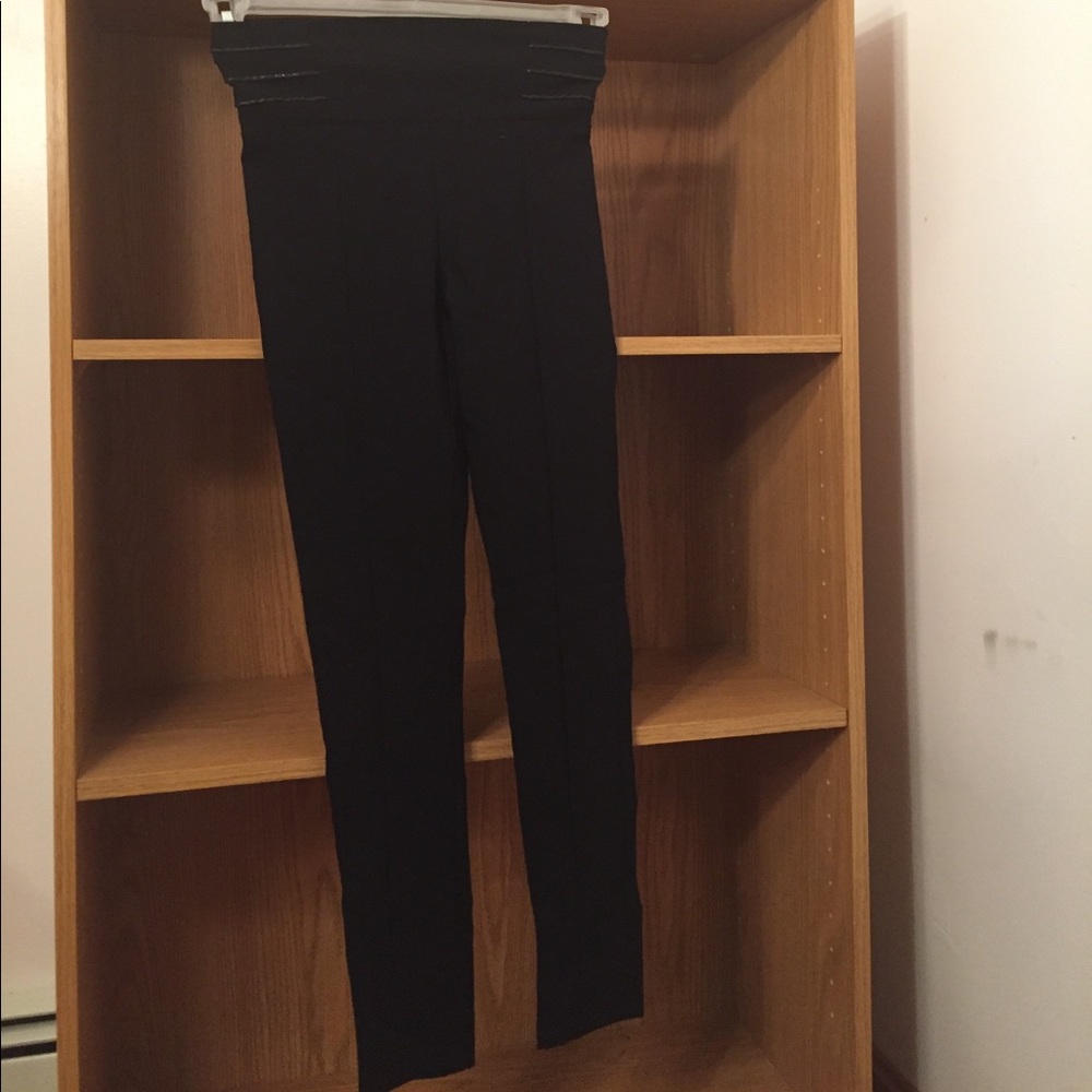 Black leggings
