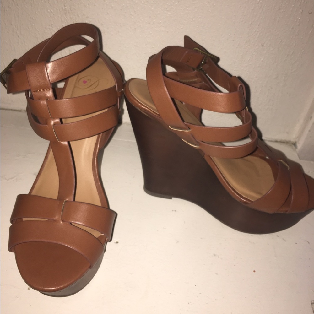 Brown wedges