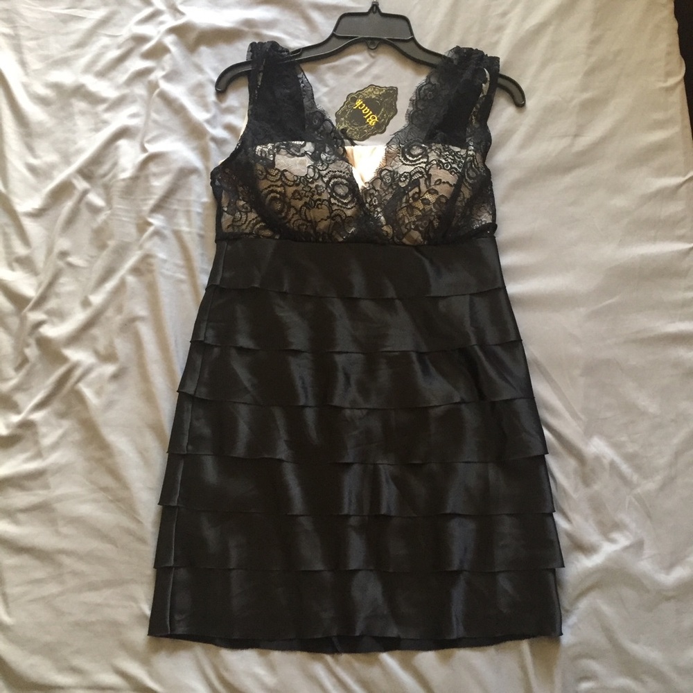 Lace cocktail dress (NWT)