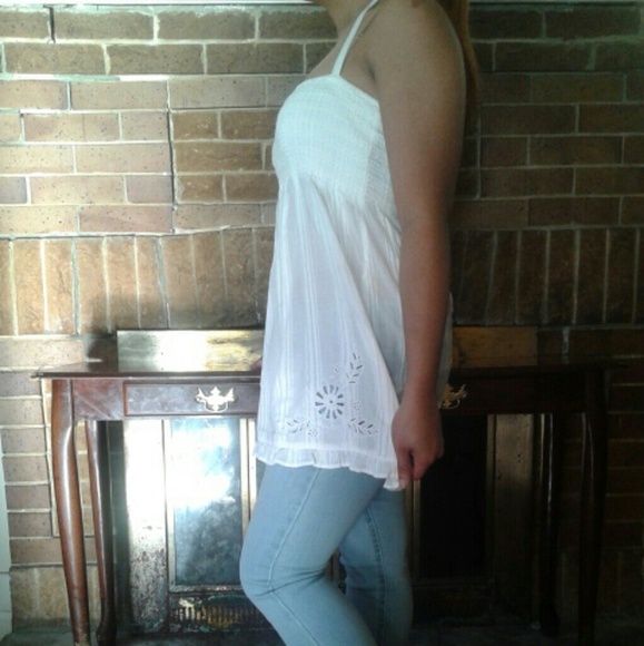 Summer Top :) - Picture 2 of 4